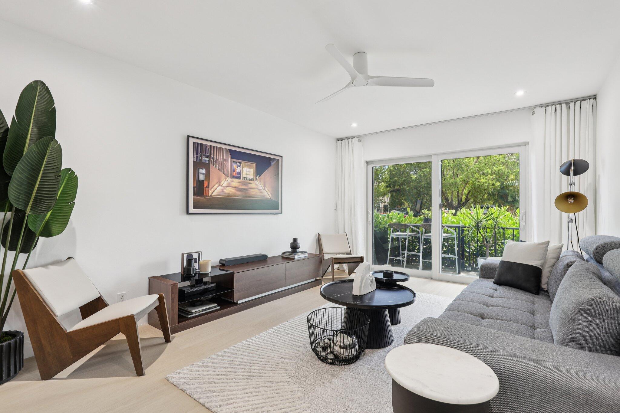 RIVER MANOR CONDO - Residential