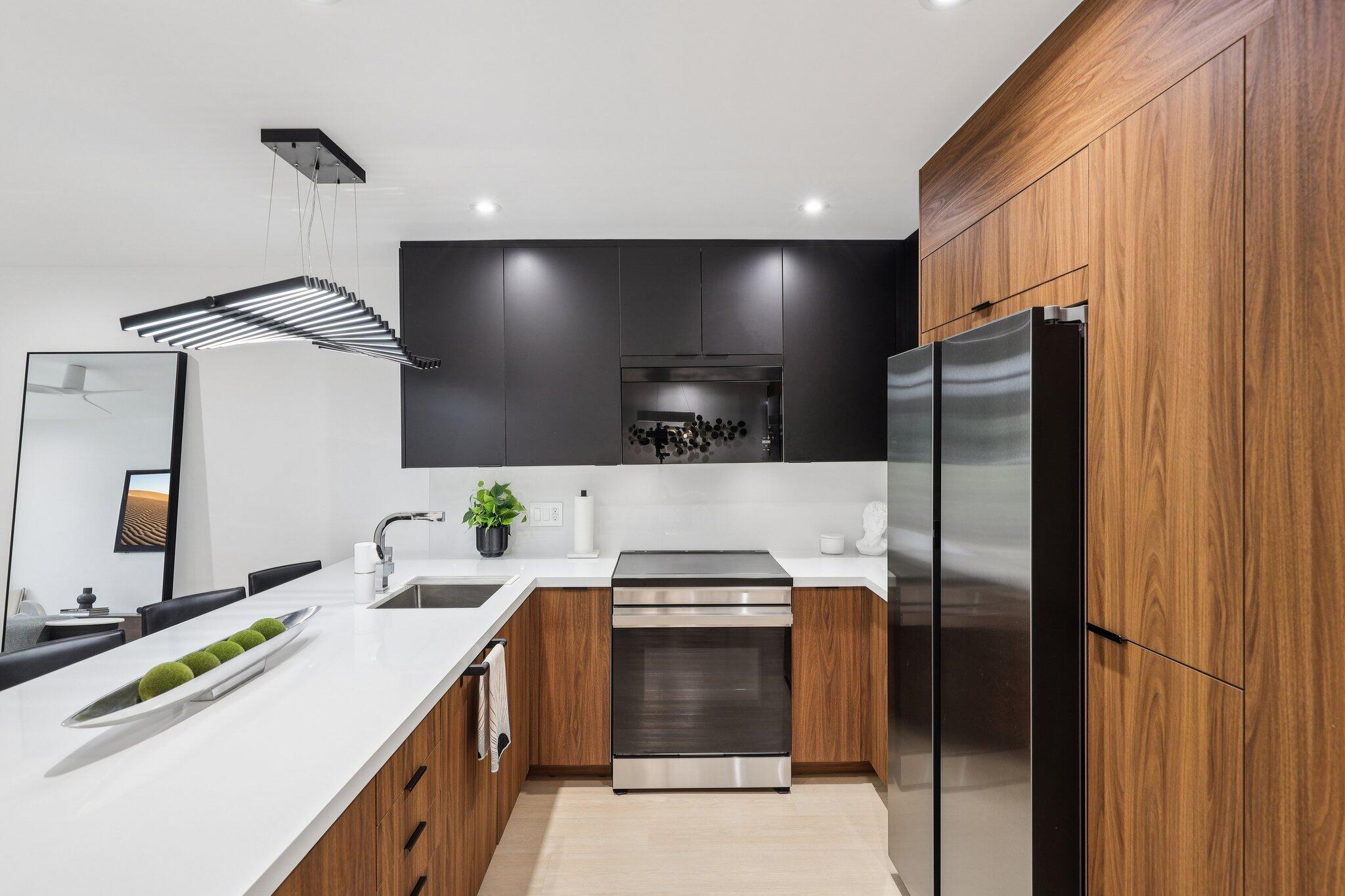 RIVER MANOR CONDO - Residential