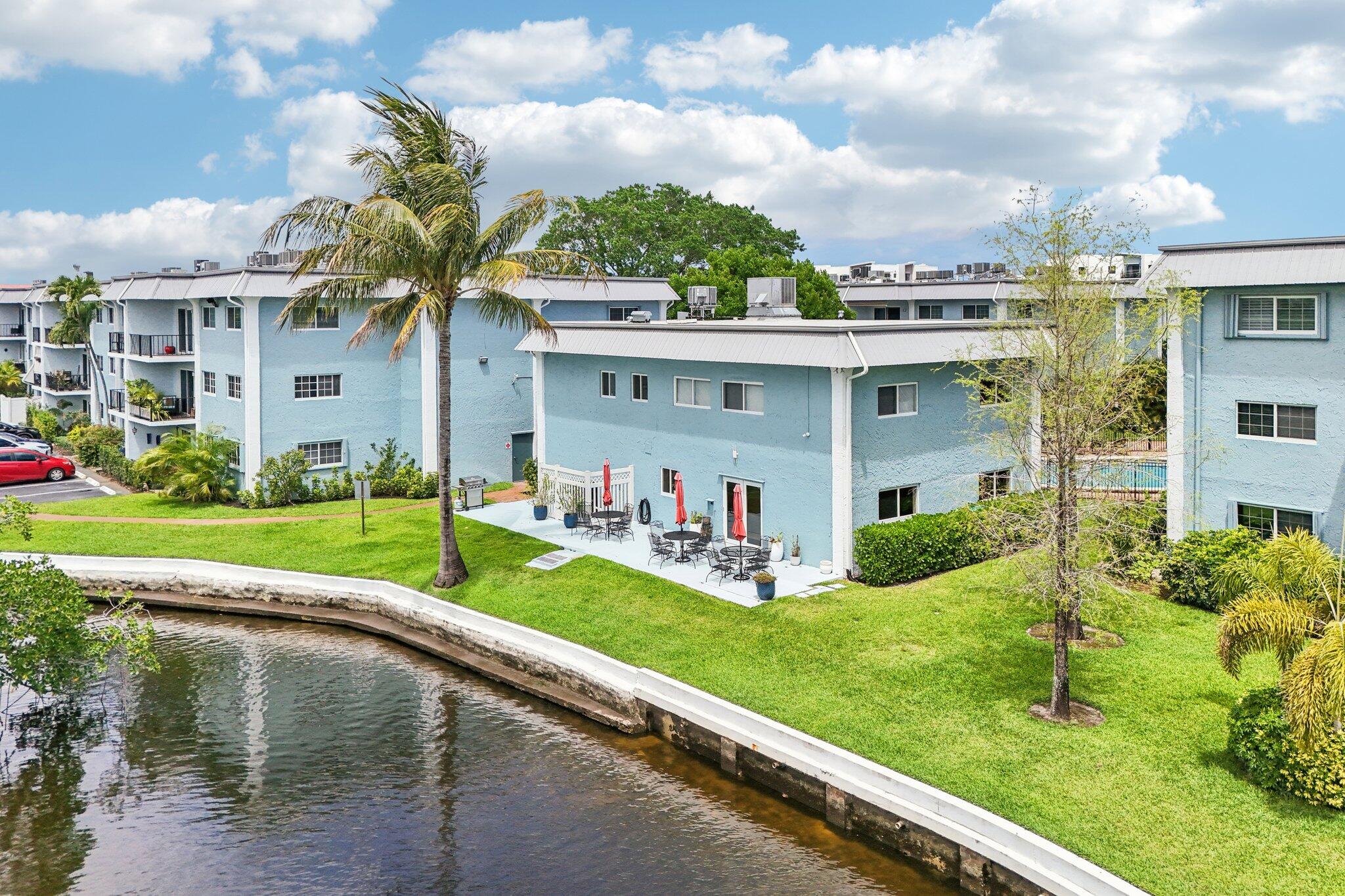 RIVER MANOR CONDO - Residential