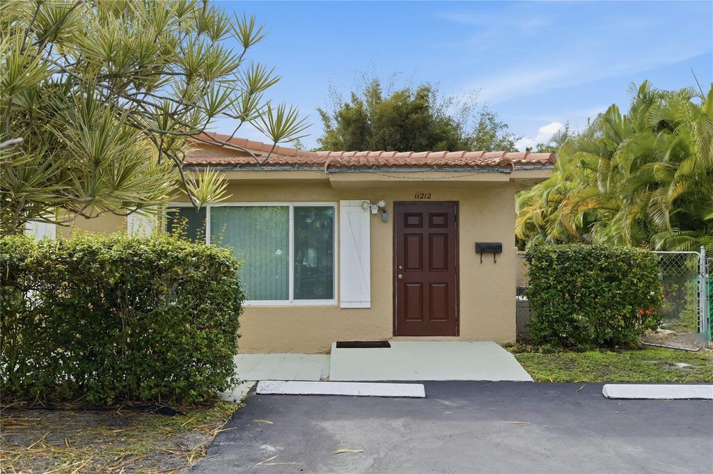 Photo of 11210 NW 39th Street, Coral Springs, FL 33065 (MLS # F10543449)