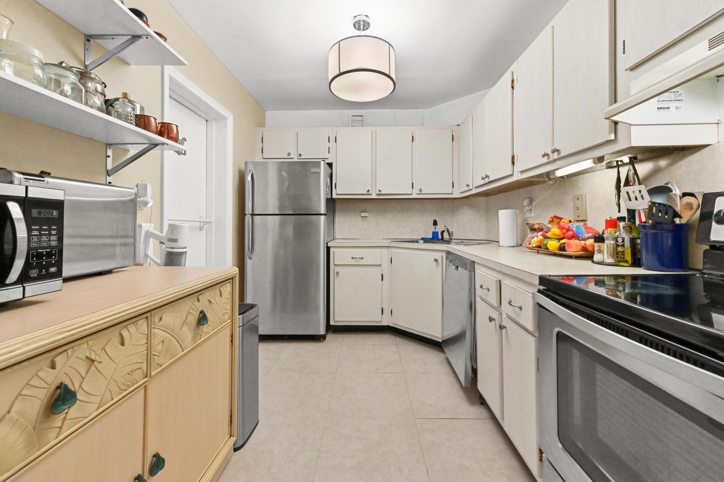 Manor Grove Village - Residential
