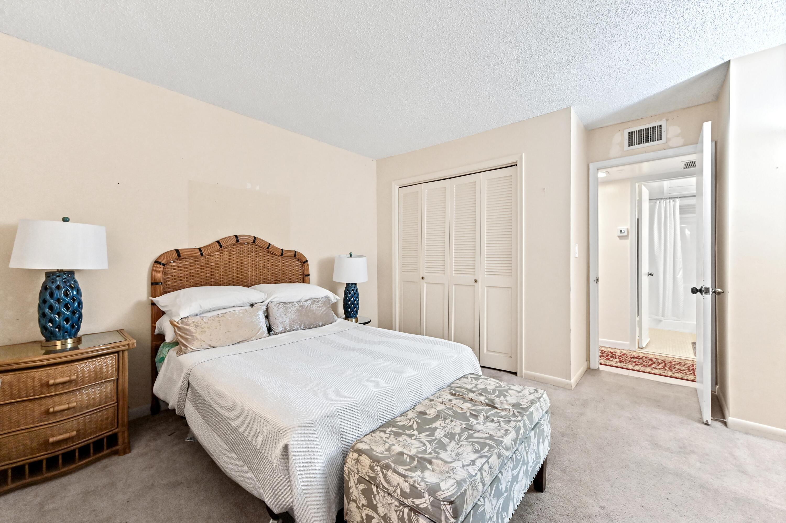 Manor Grove Village Condominiums - Residential