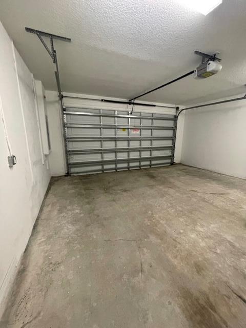 TREVI ISLE - Residential Lease
