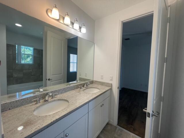 TREVI ISLE - Residential Lease
