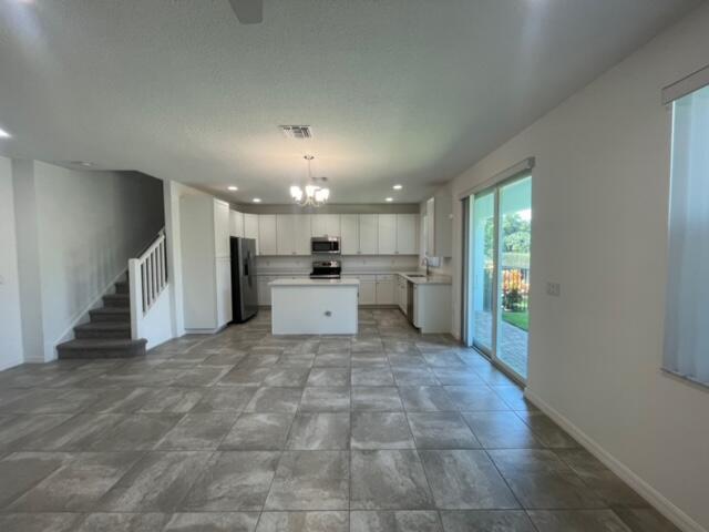 TREVI ISLE - Residential Lease