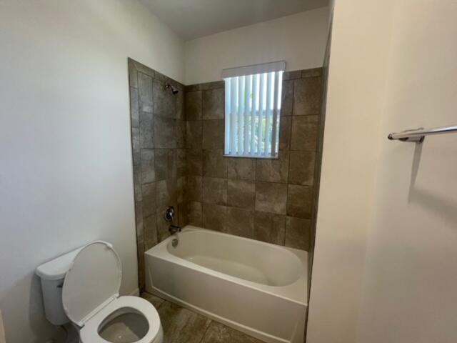 TREVI ISLE - Residential Lease