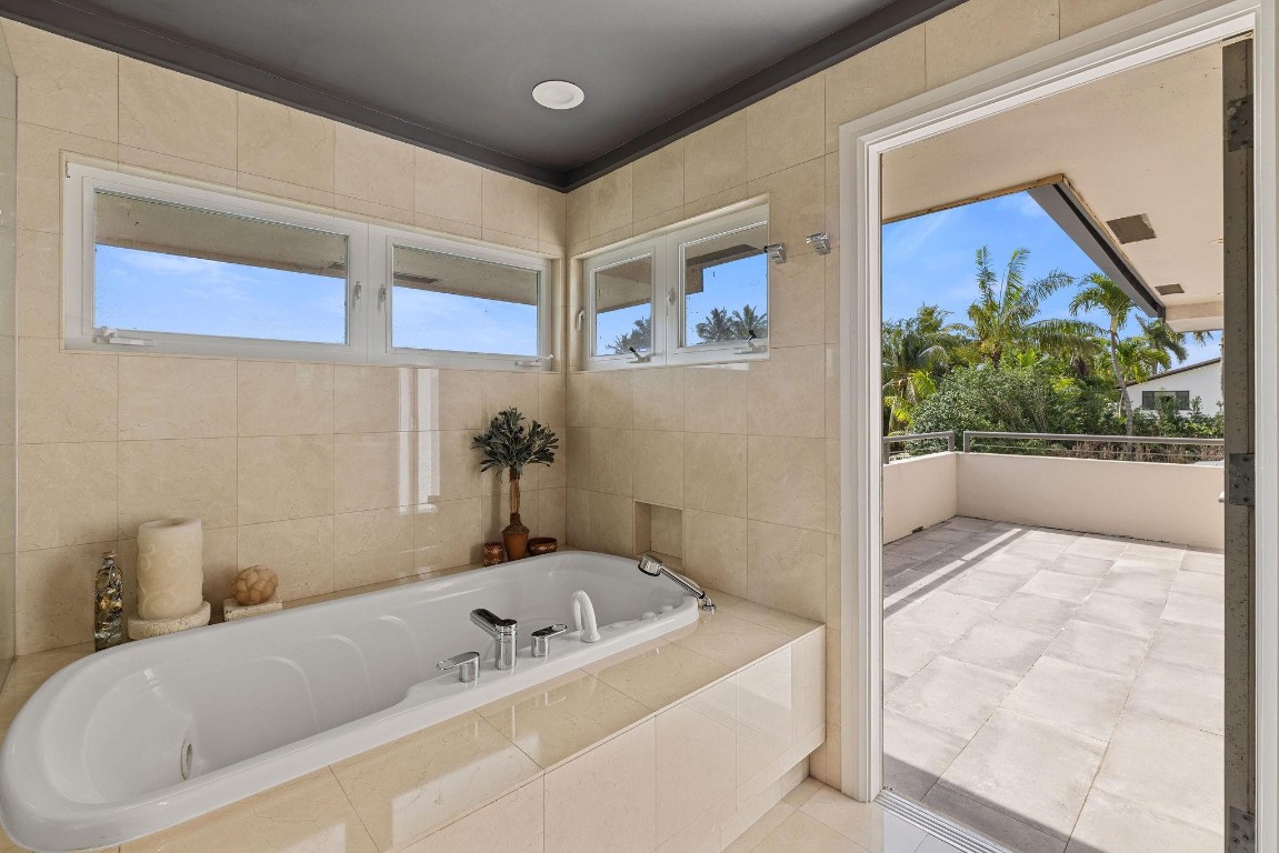 Emerald Hills Sec 3 83-27 - Residential