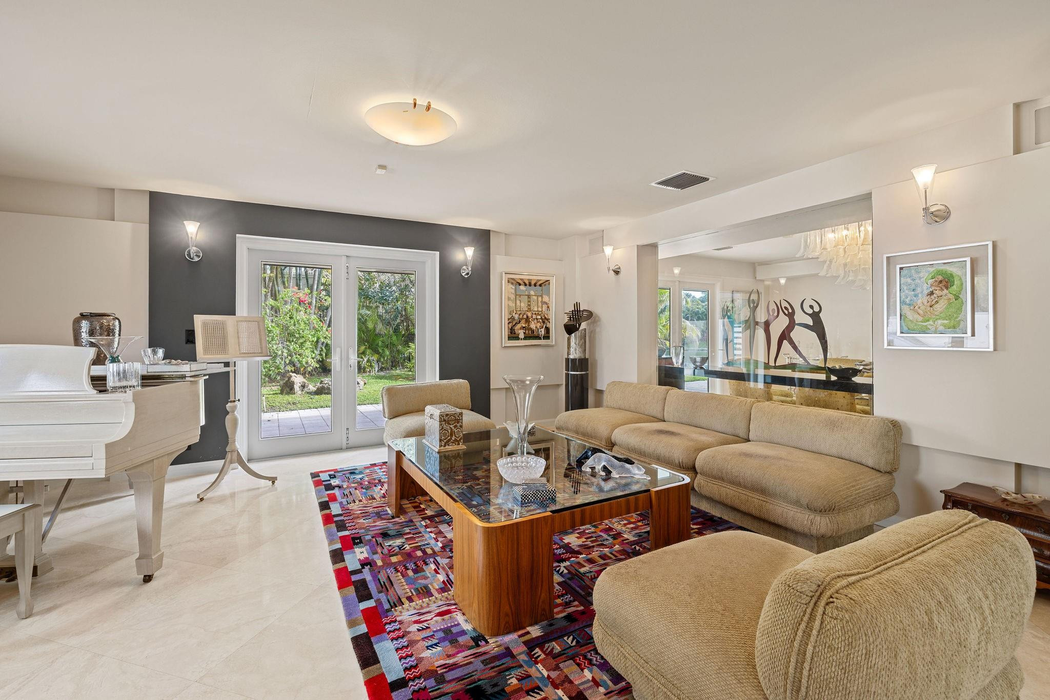 Emerald Hills Sec 3 83-27 - Residential