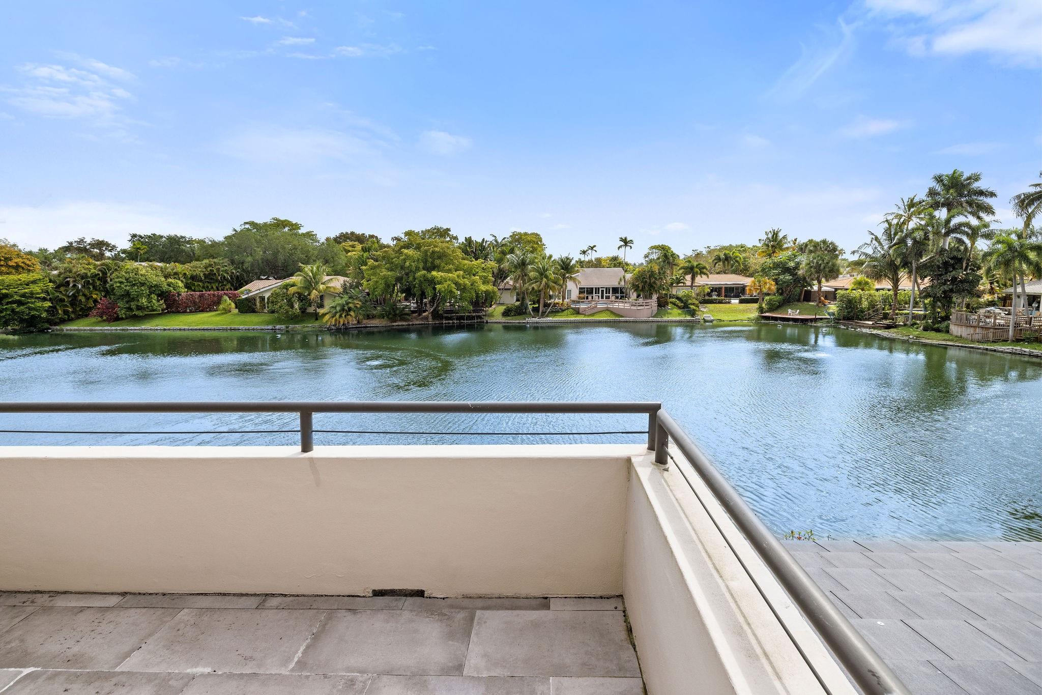 Emerald Hills Sec 3 83-27 - Residential