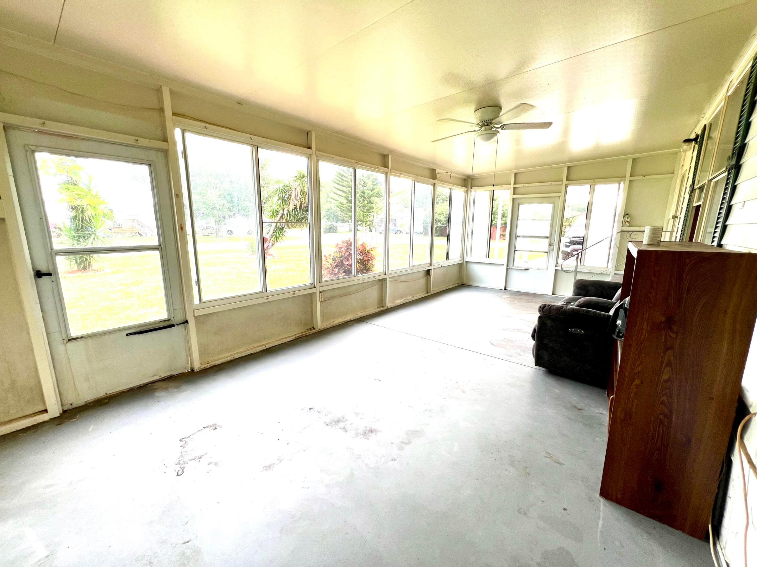 NORTHLAKE - Residential