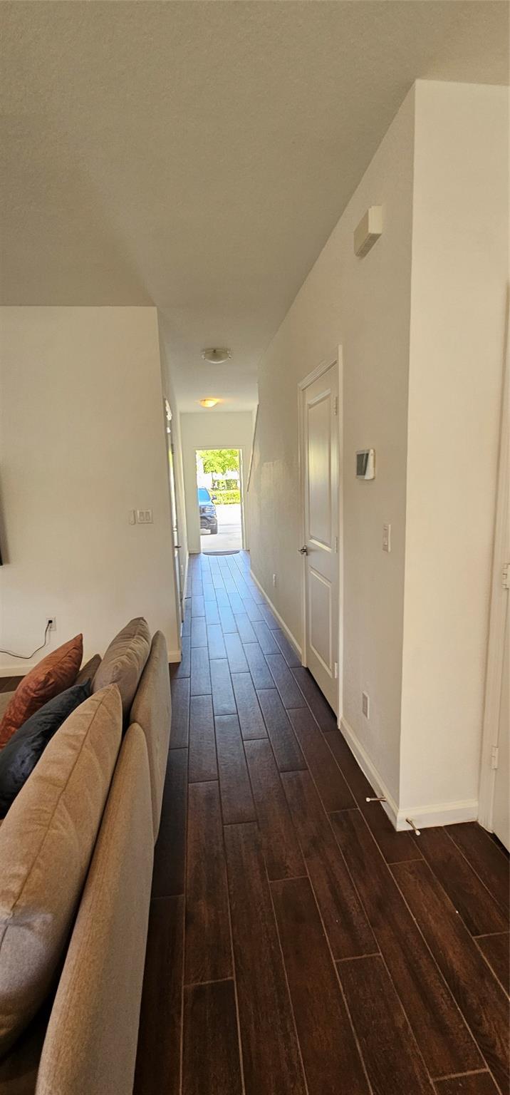 Cricket Club 182-49 B - Residential Lease