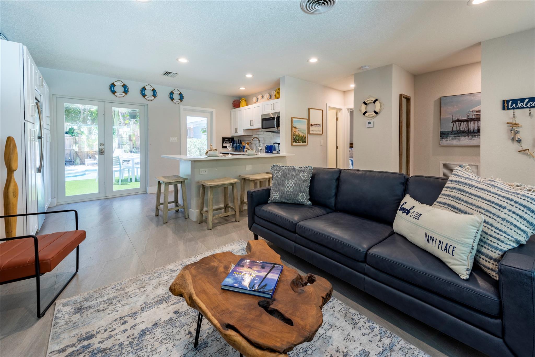 HILLSBORO SHORES - Residential Income