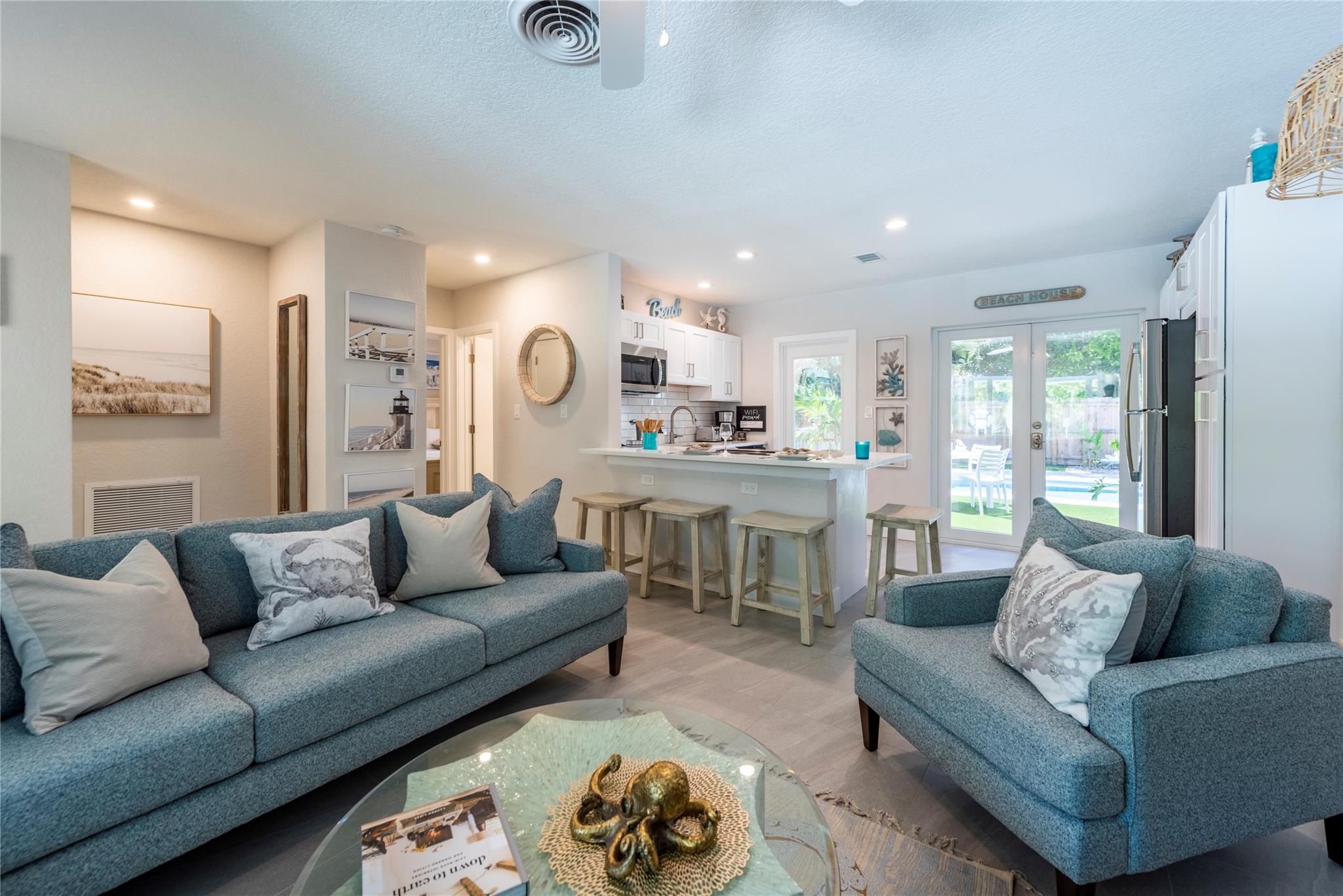 HILLSBORO SHORES - Residential Income