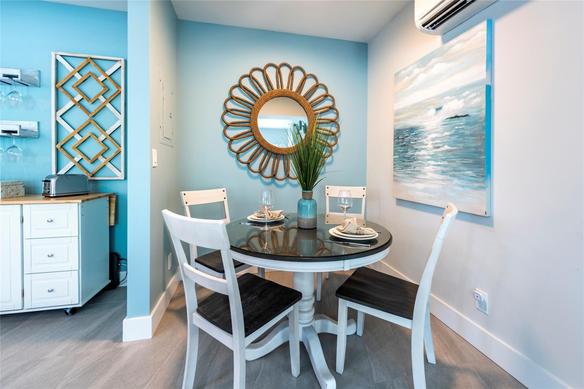 HILLSBORO SHORES - Residential Income