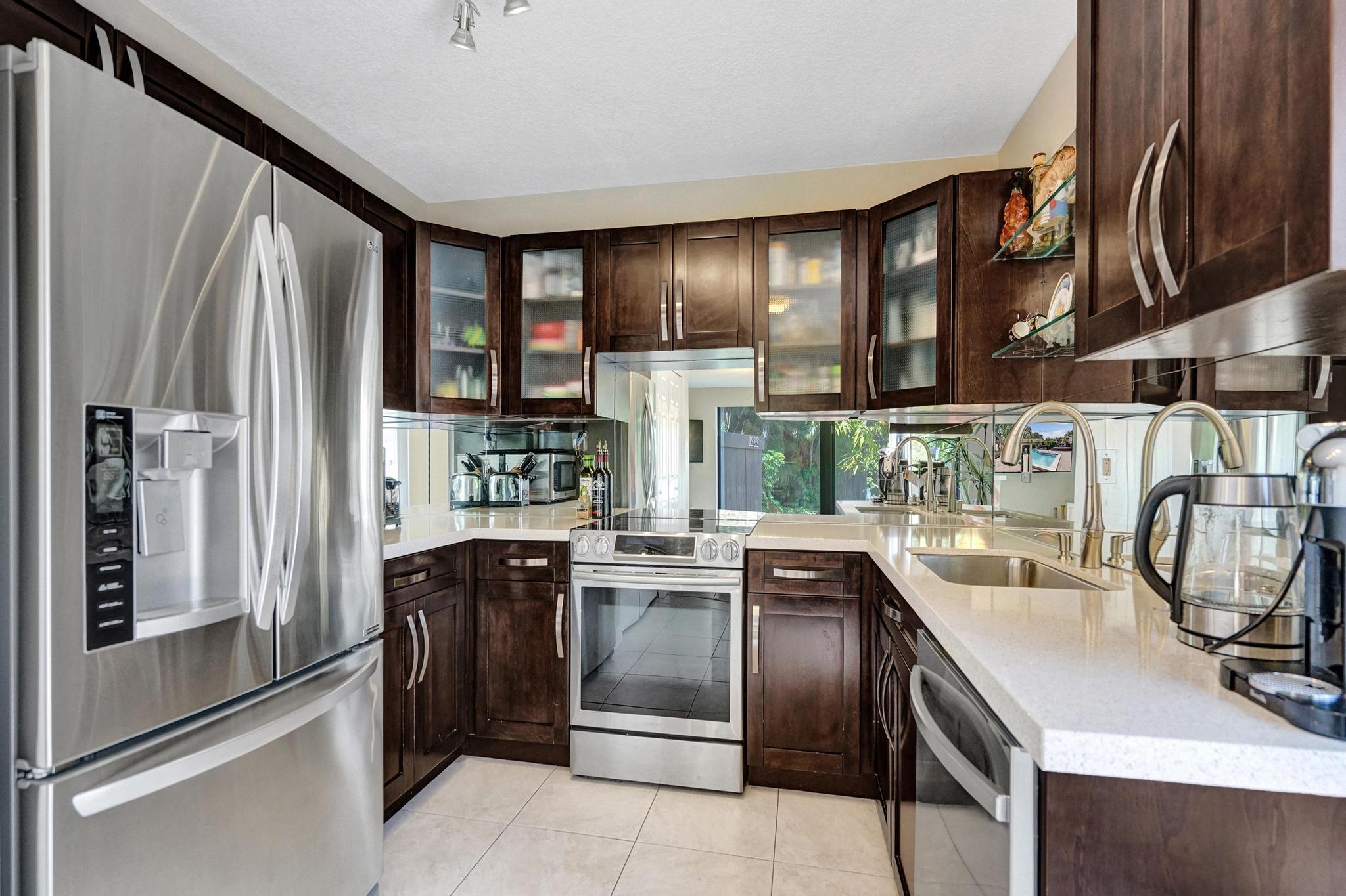 EVERGLADES SUGAR & LAND CO - Residential