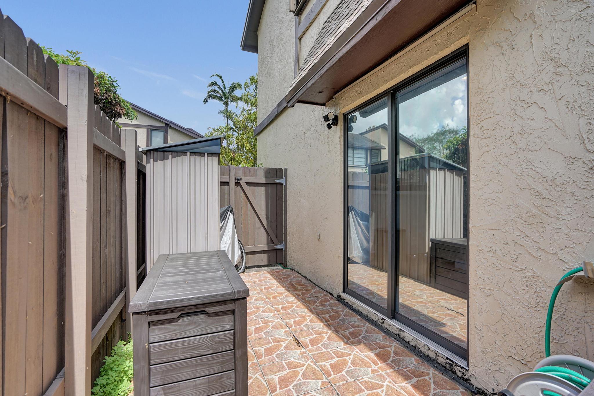 EVERGLADES SUGAR & LAND CO - Residential