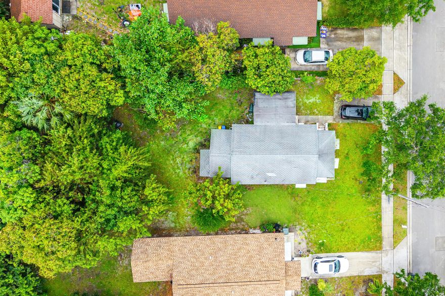 Irreplaceable East Boca location. Walking Distance from Mizner Park, Downtown Boca, the Brightline, and more! *Photos of the front and rear of the house are virtually rendered.