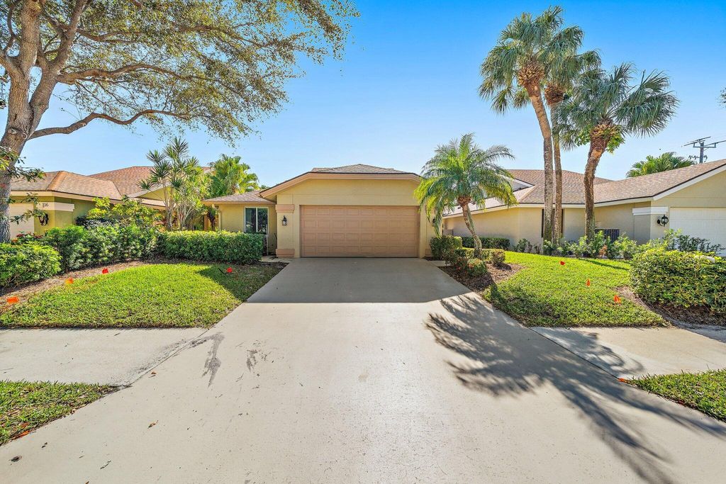 Photo of 126 Cape Pointe Circle, Jupiter, FL 33477 (MLS # R11153249)