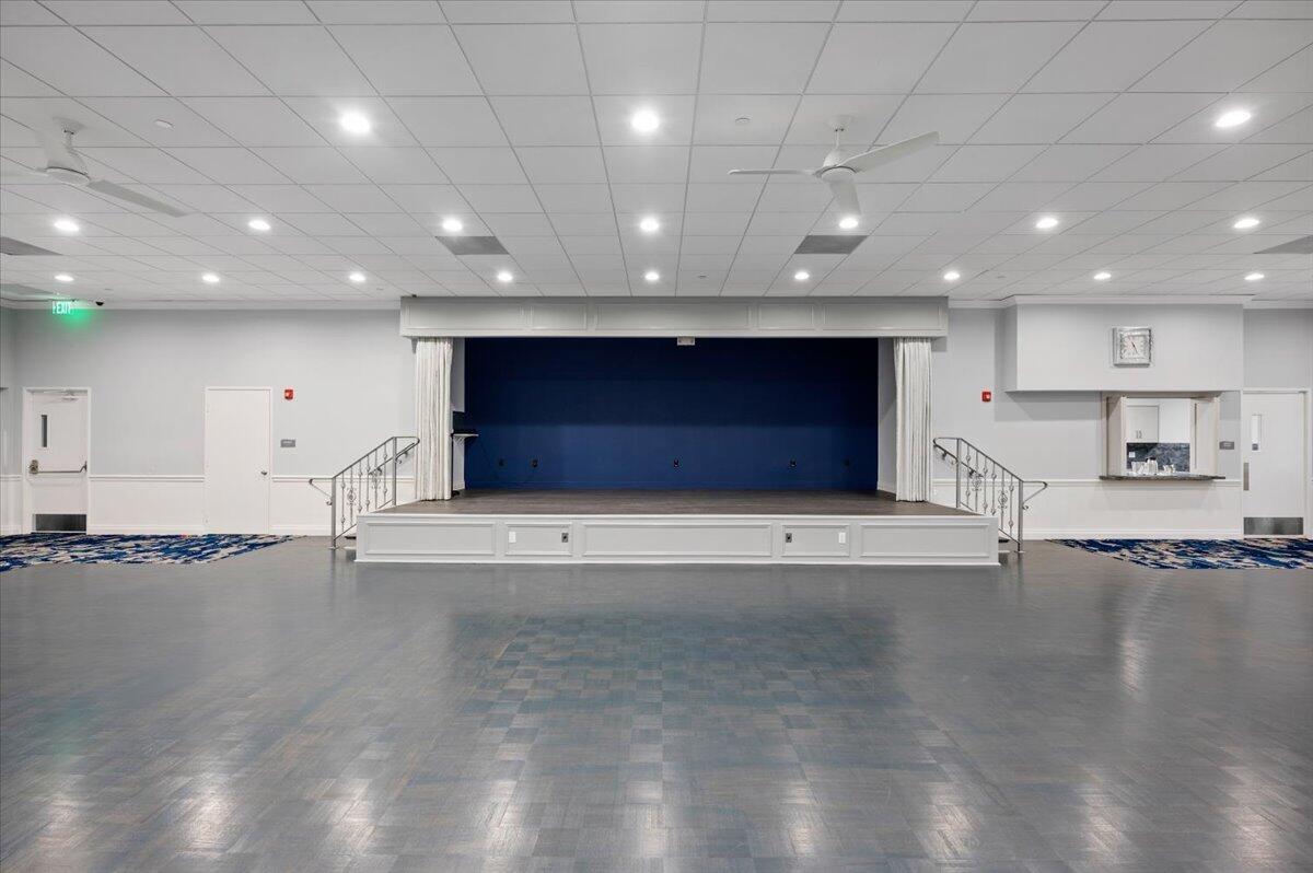 HUNTINGTON LAKES SEC ONE - Residential