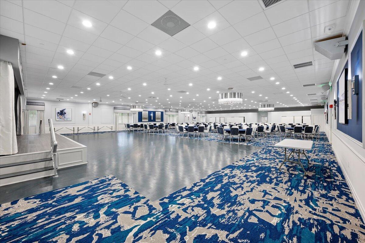 HUNTINGTON LAKES SEC ONE - Residential