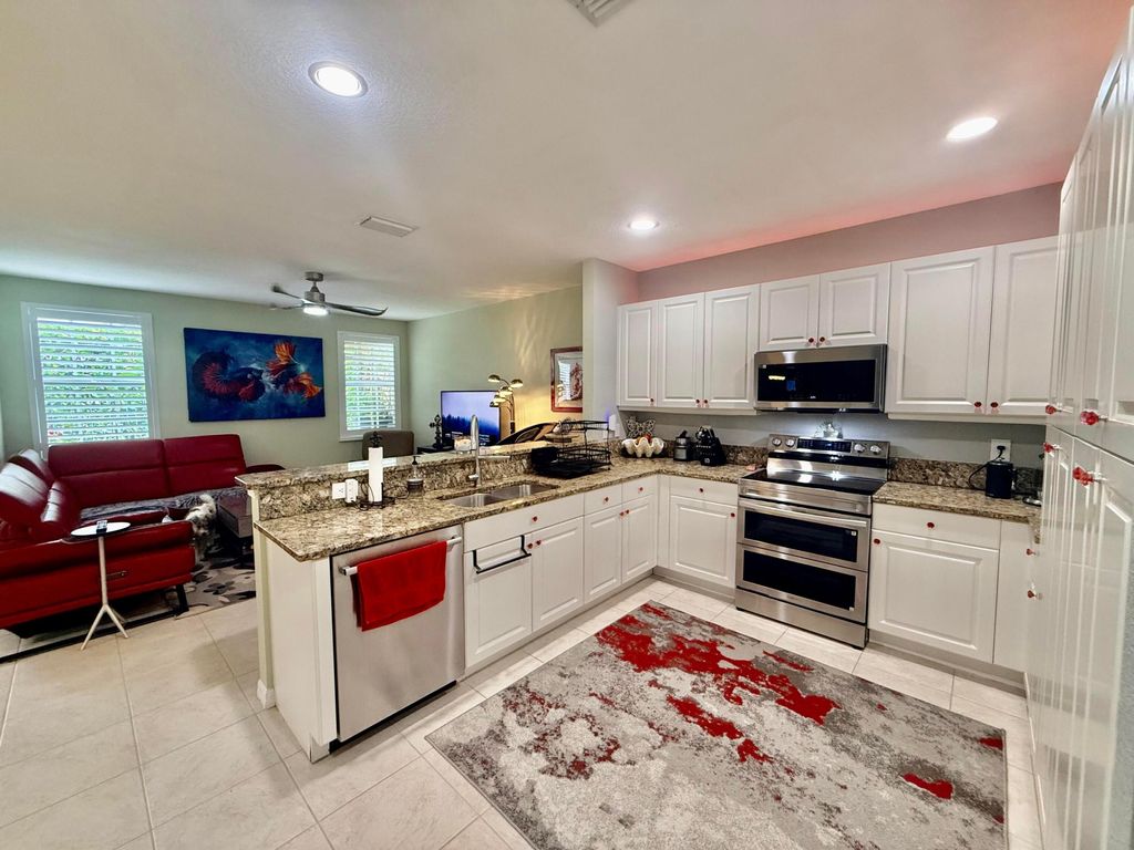 Photo of 1015 Ventnor Avenue #3a, Delray Beach, FL 33444 (MLS # B26043860)