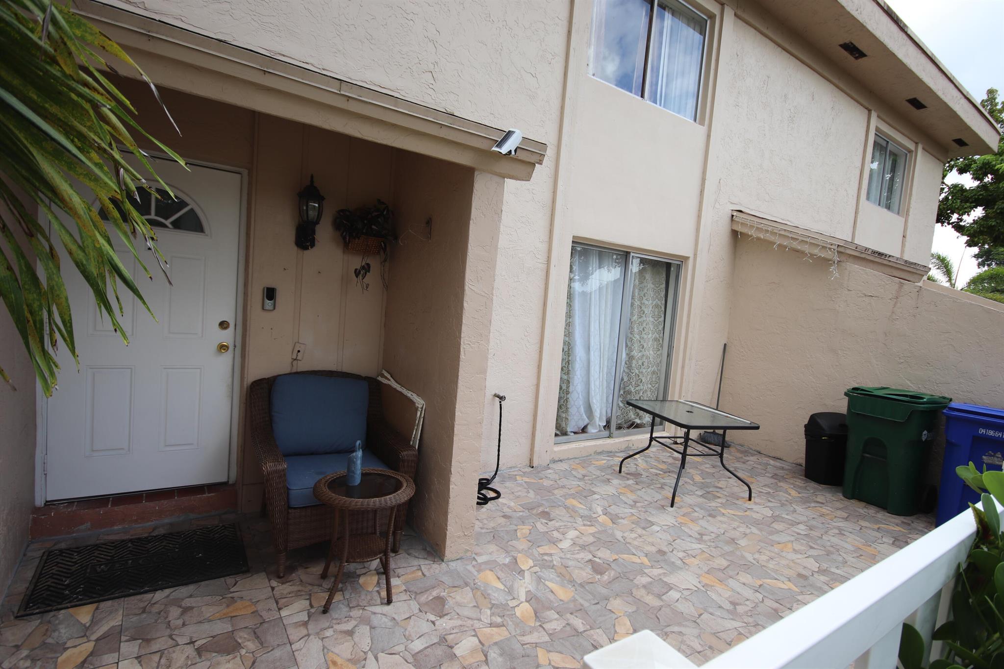 Townhomes of Oriole - Residential