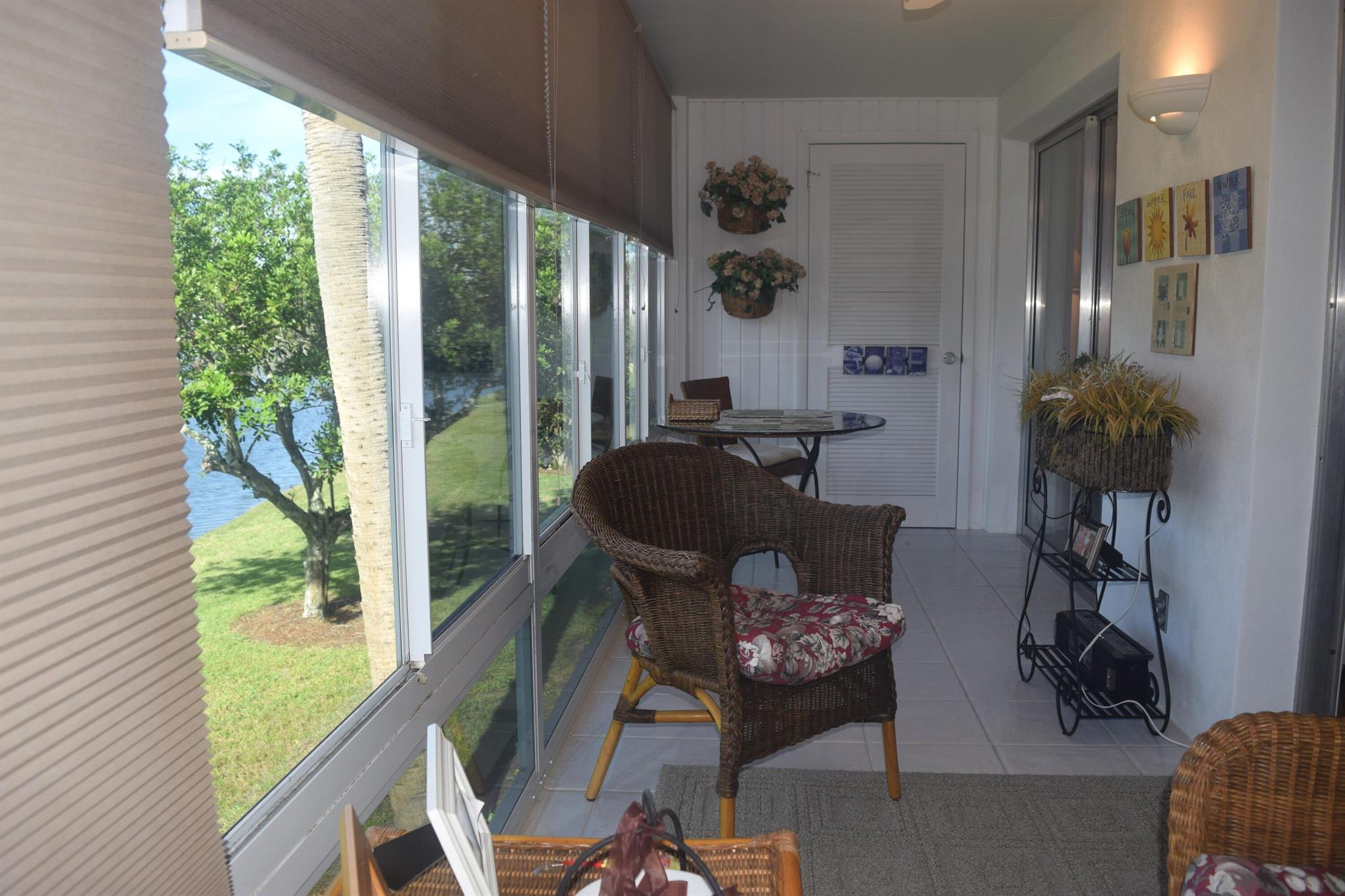 1225 NW 21st Street 715