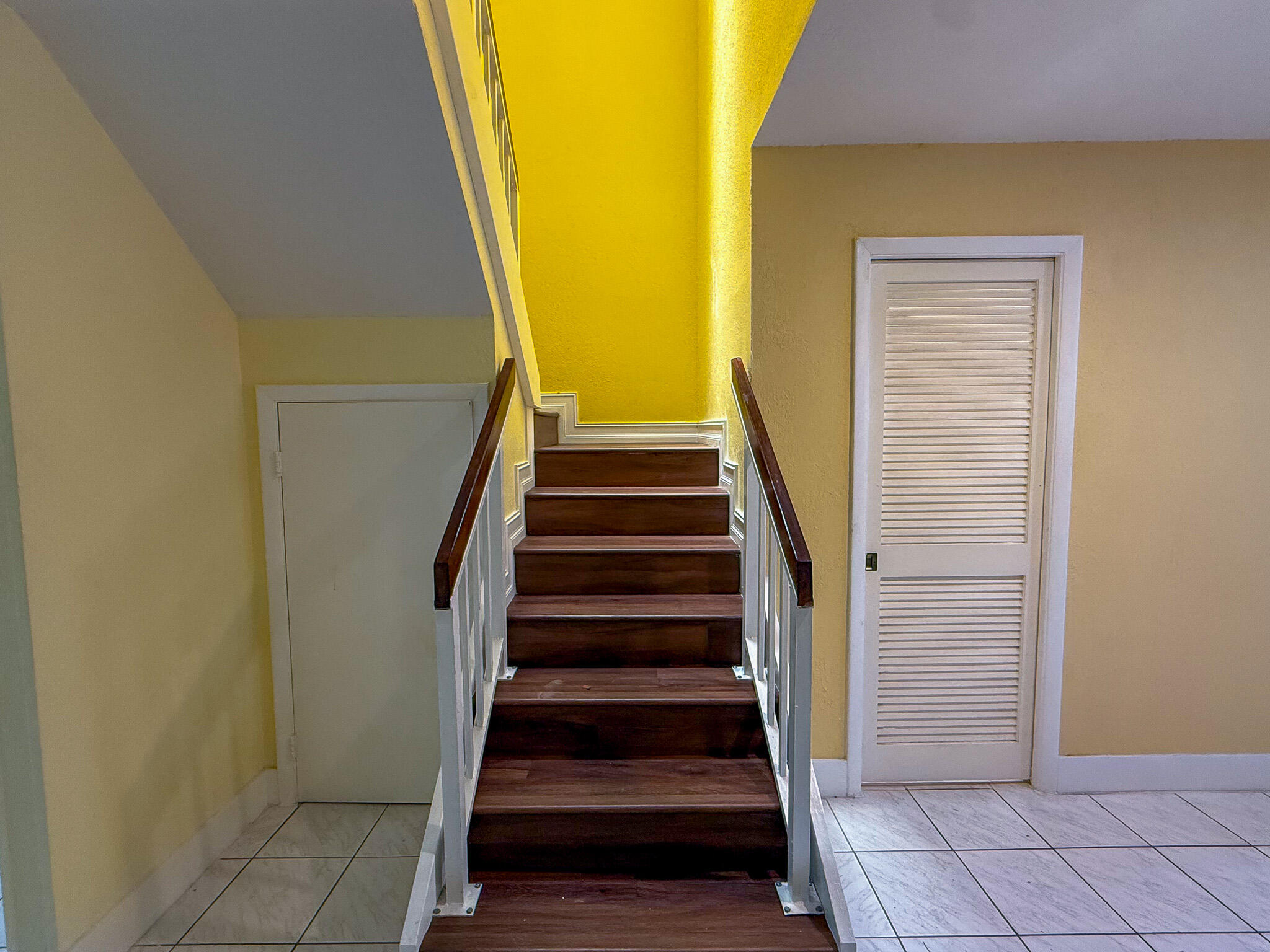 SPRINGTREE LAKES - Residential