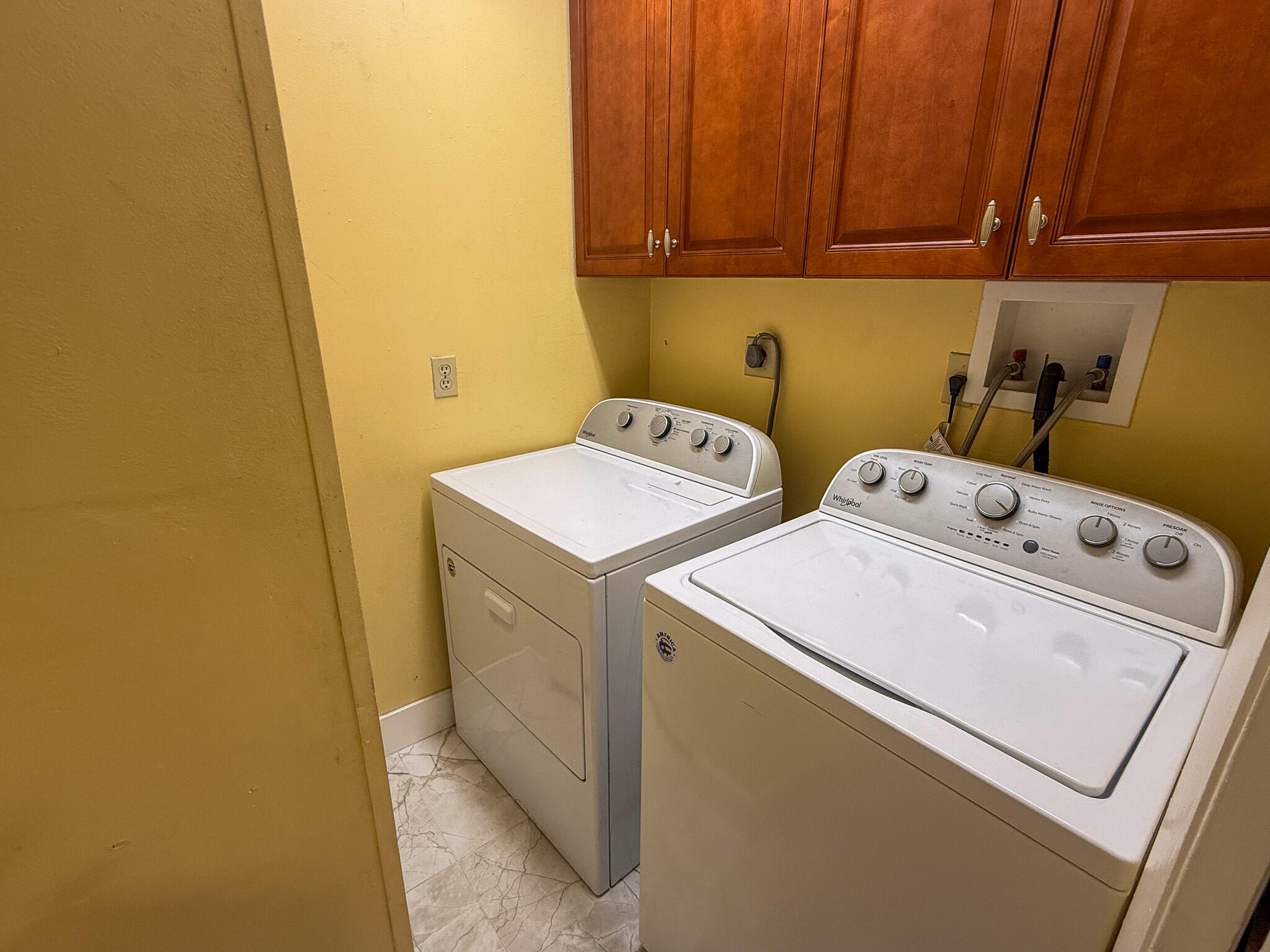 SPRINGTREE LAKES - Residential