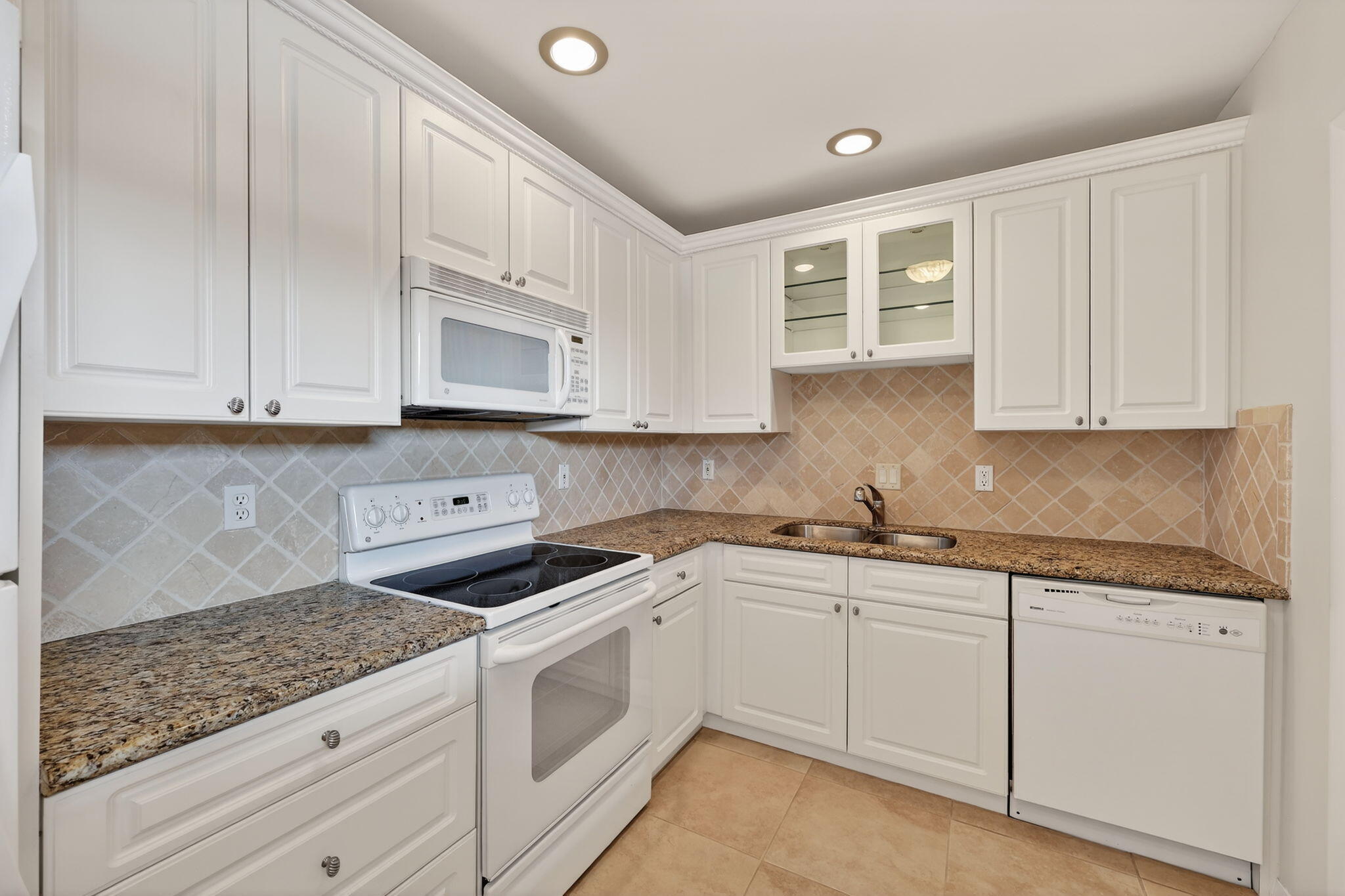 TURTLE CREEK APARTMENT BUILDINGS CONDO - Residential