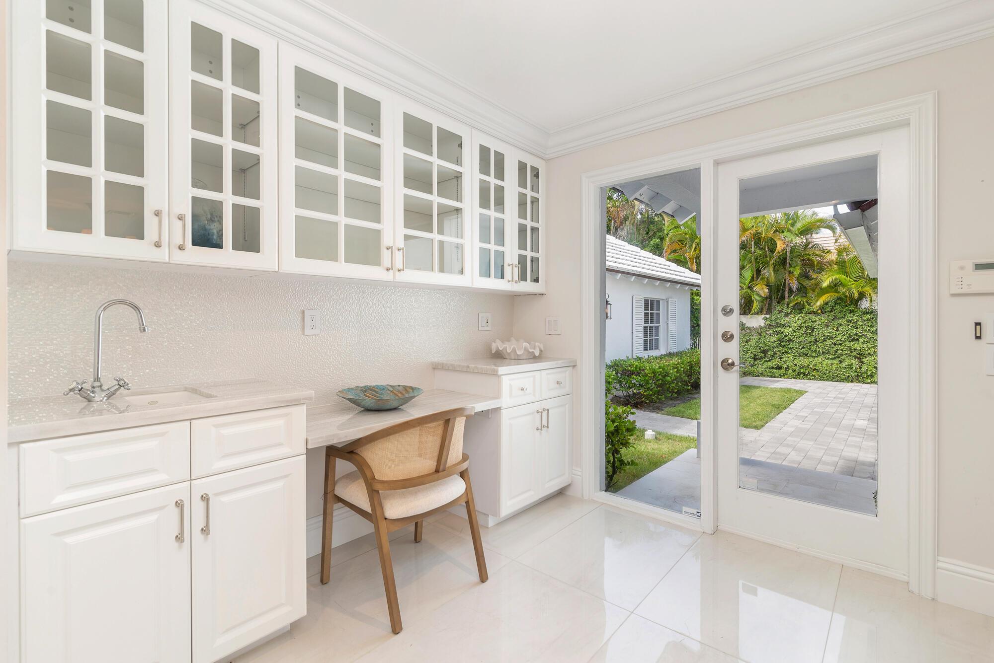 BAHAMA - Residential Lease