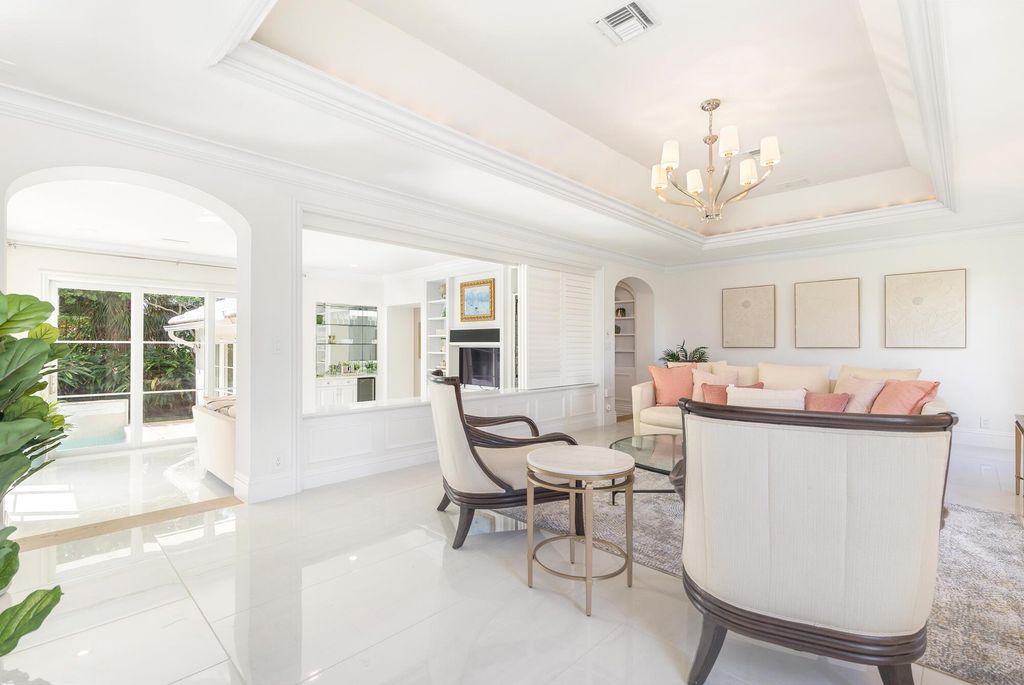 Photo of 216 Bahama Lane, Palm Beach, FL 33480 (MLS # R11127208)