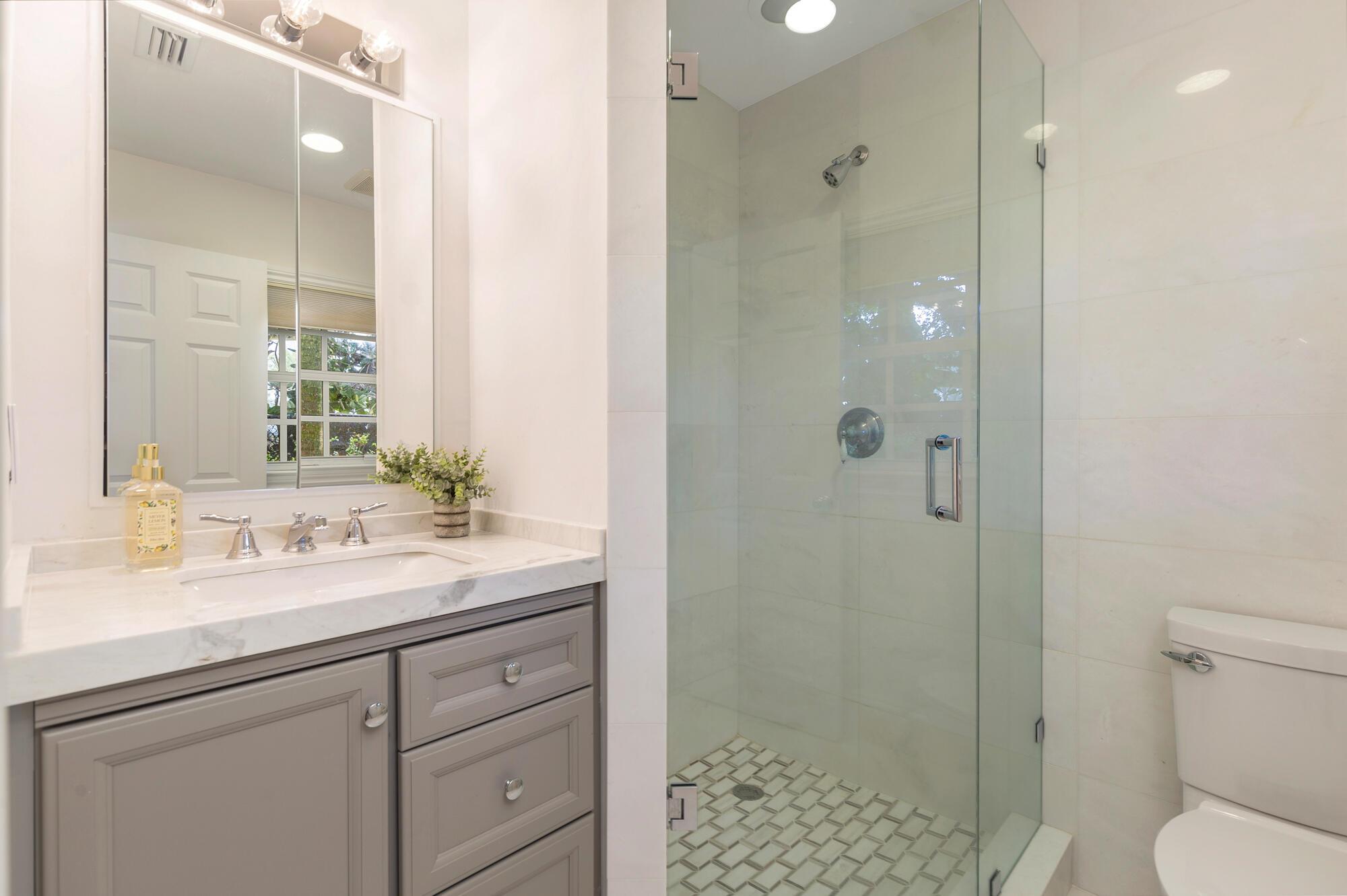 BAHAMA - Residential Lease