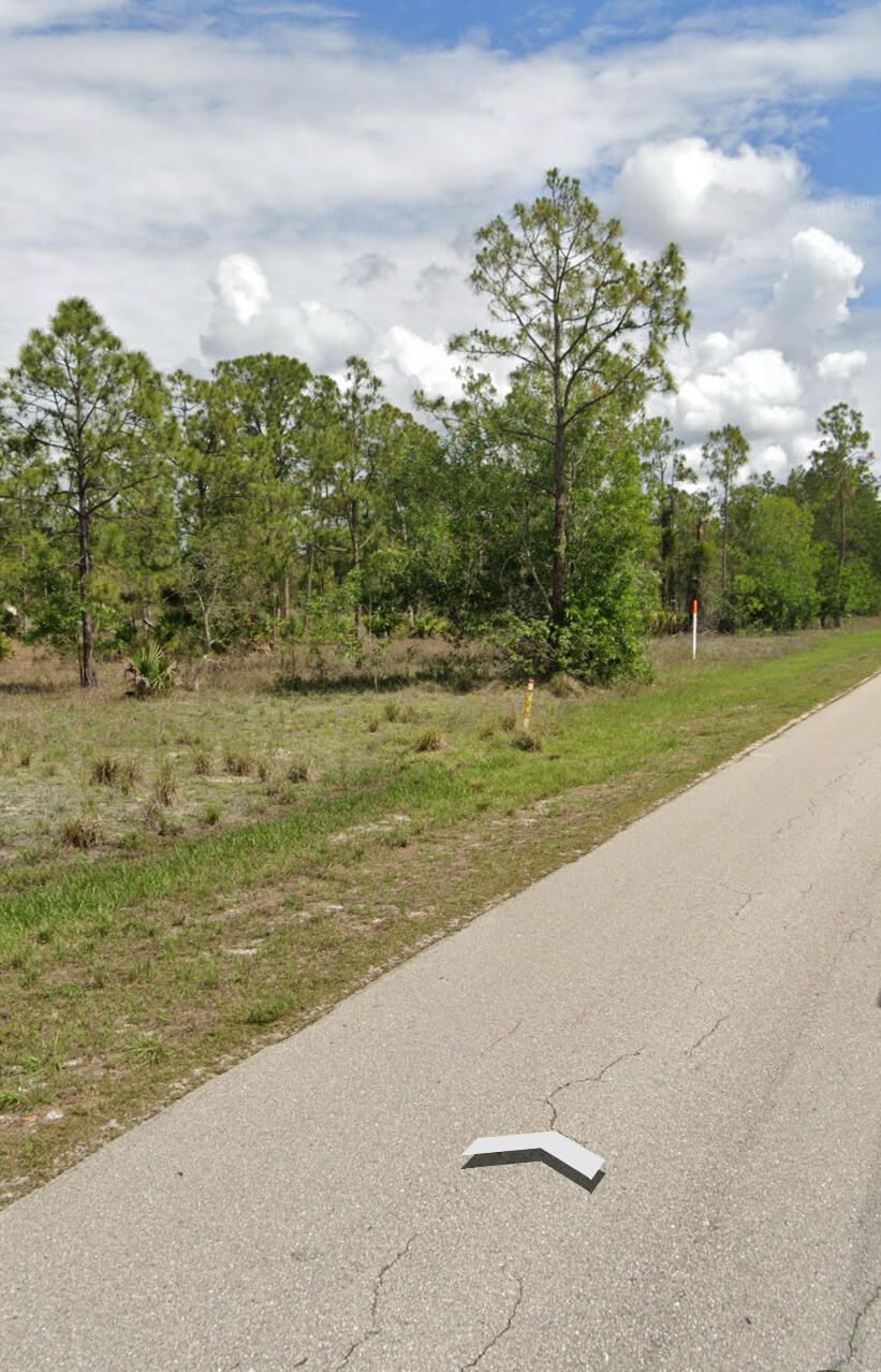 LEHIGH ACRES UNIT 5 - Land