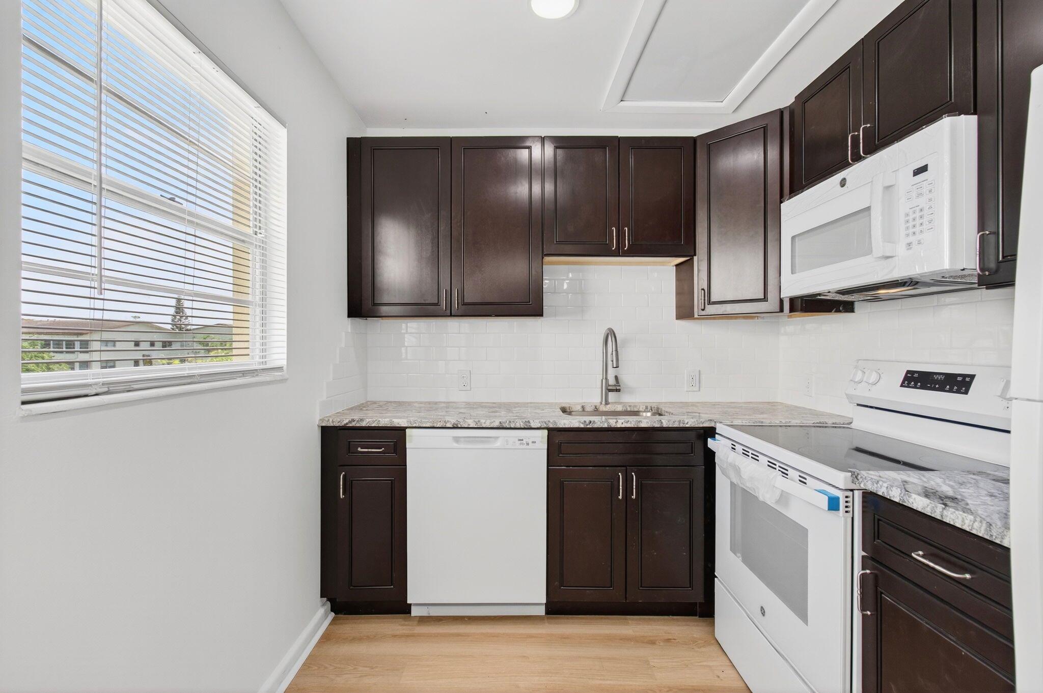 459 Mansfield K