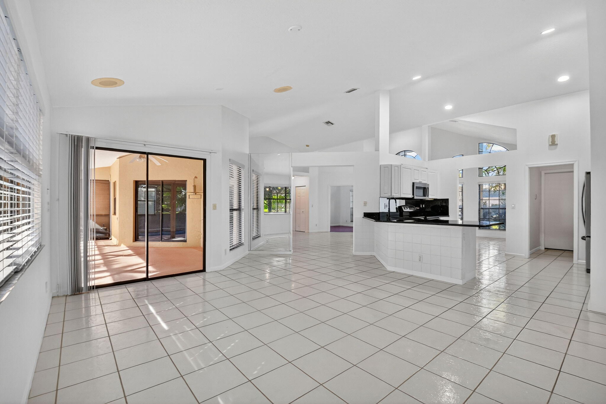SARATOGA AT ROYAL PALM 4 - Residential