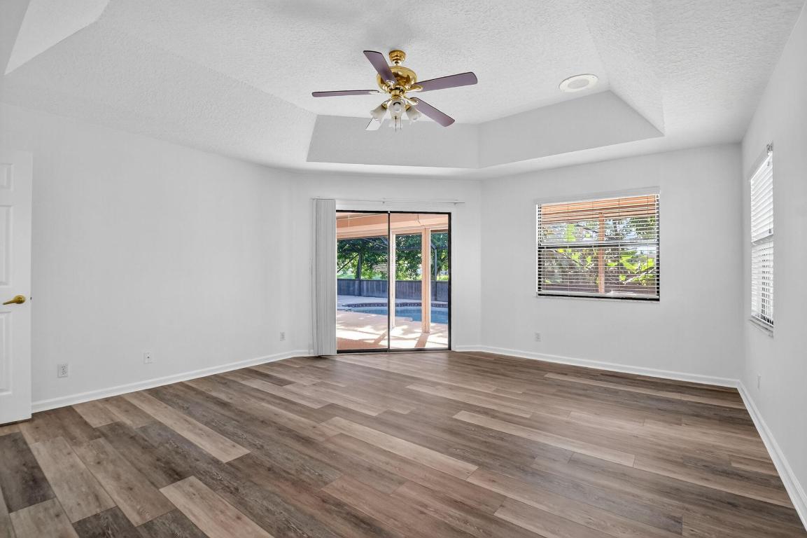 SARATOGA AT ROYAL PALM 4 - Residential