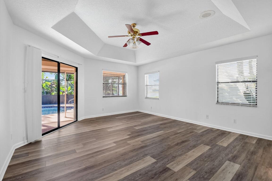 SARATOGA AT ROYAL PALM 4 - Residential