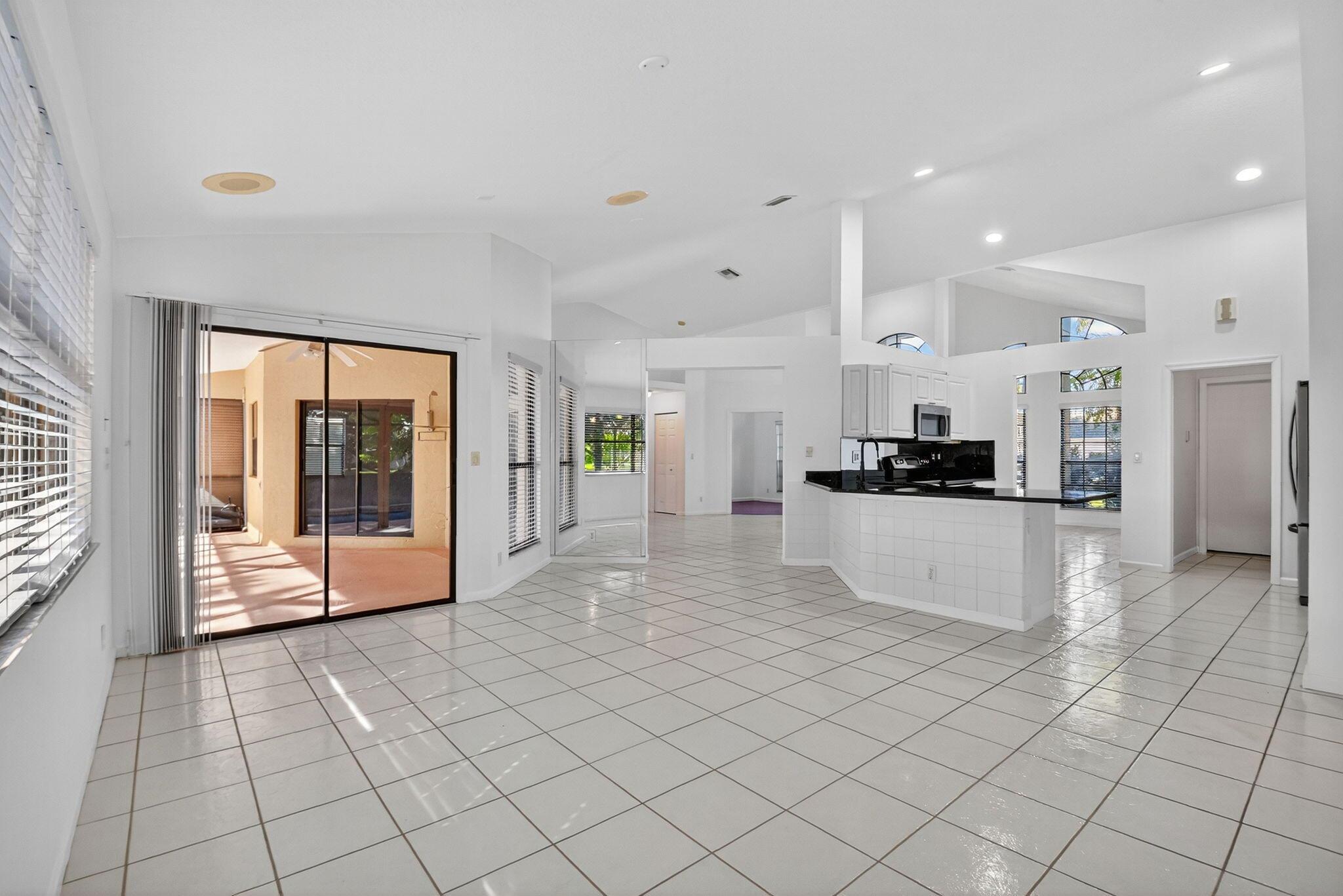 SARATOGA AT ROYAL PALM 4 - Residential