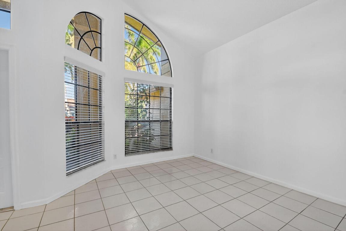 SARATOGA AT ROYAL PALM 4 - Residential