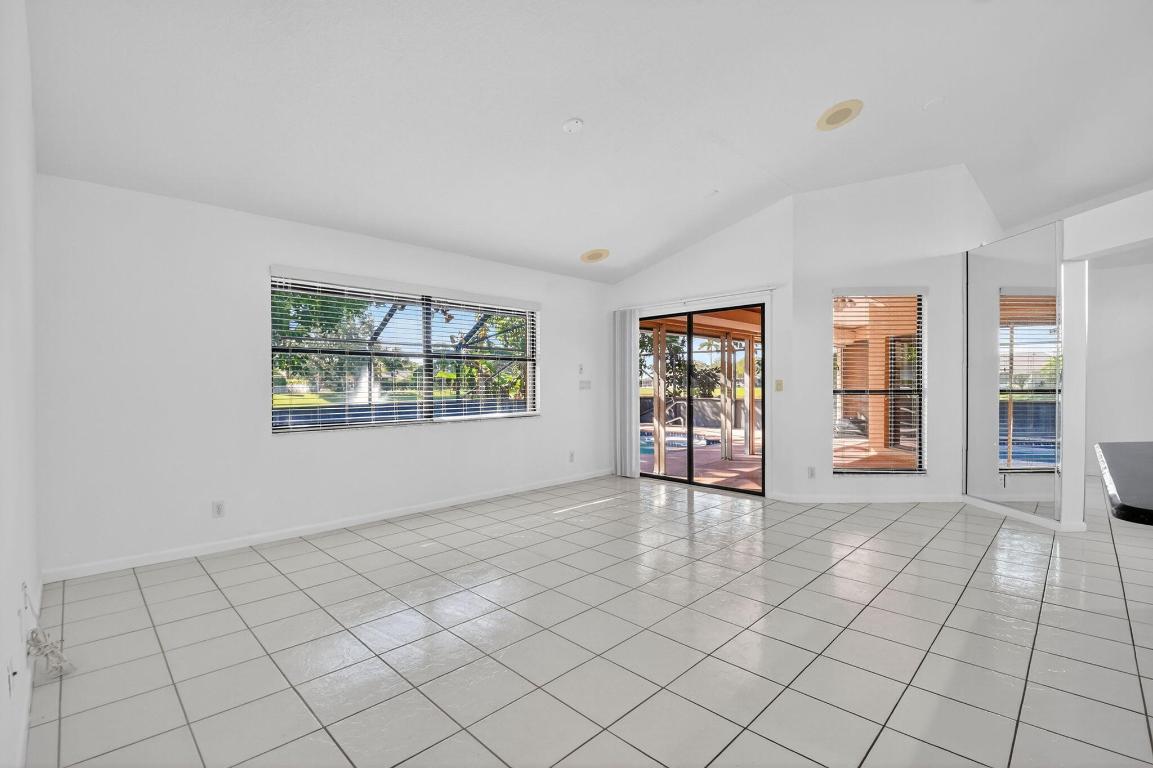 SARATOGA AT ROYAL PALM 4 - Residential