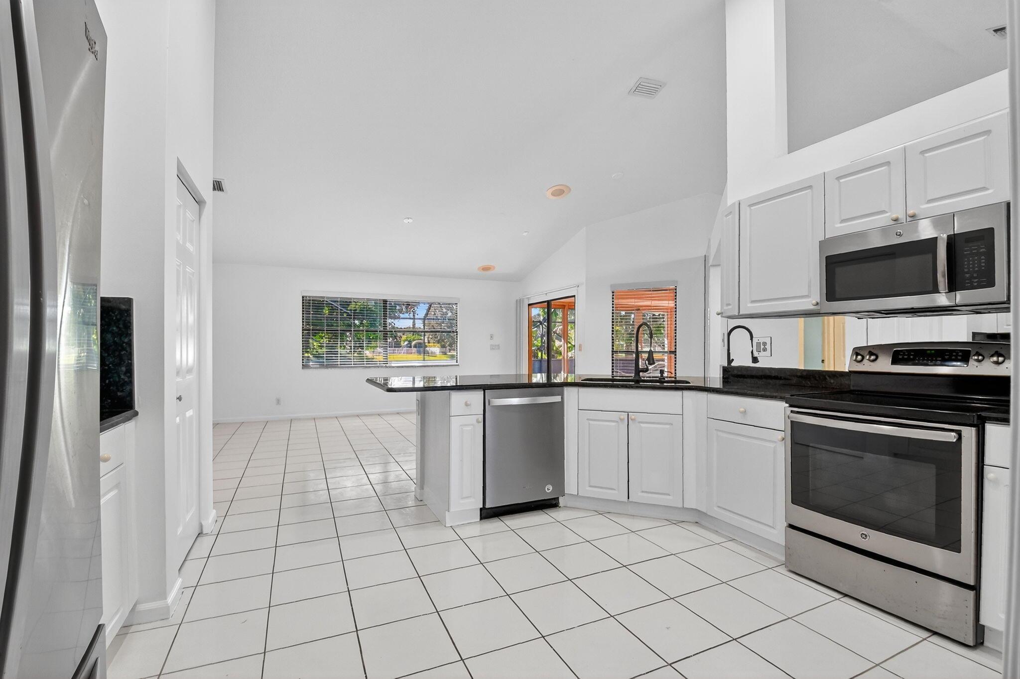 SARATOGA AT ROYAL PALM 4 - Residential