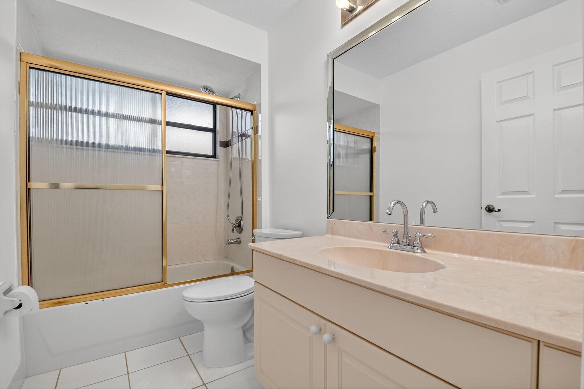 SARATOGA AT ROYAL PALM 4 - Residential