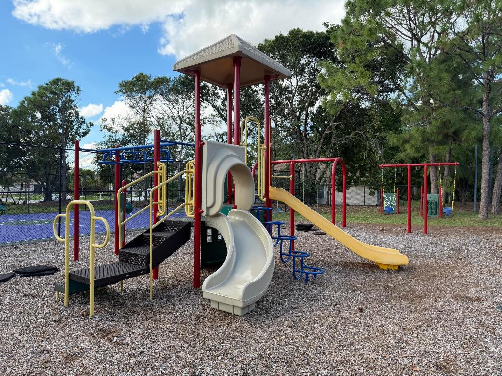 SARATOGA AT ROYAL PALM 4 - Residential