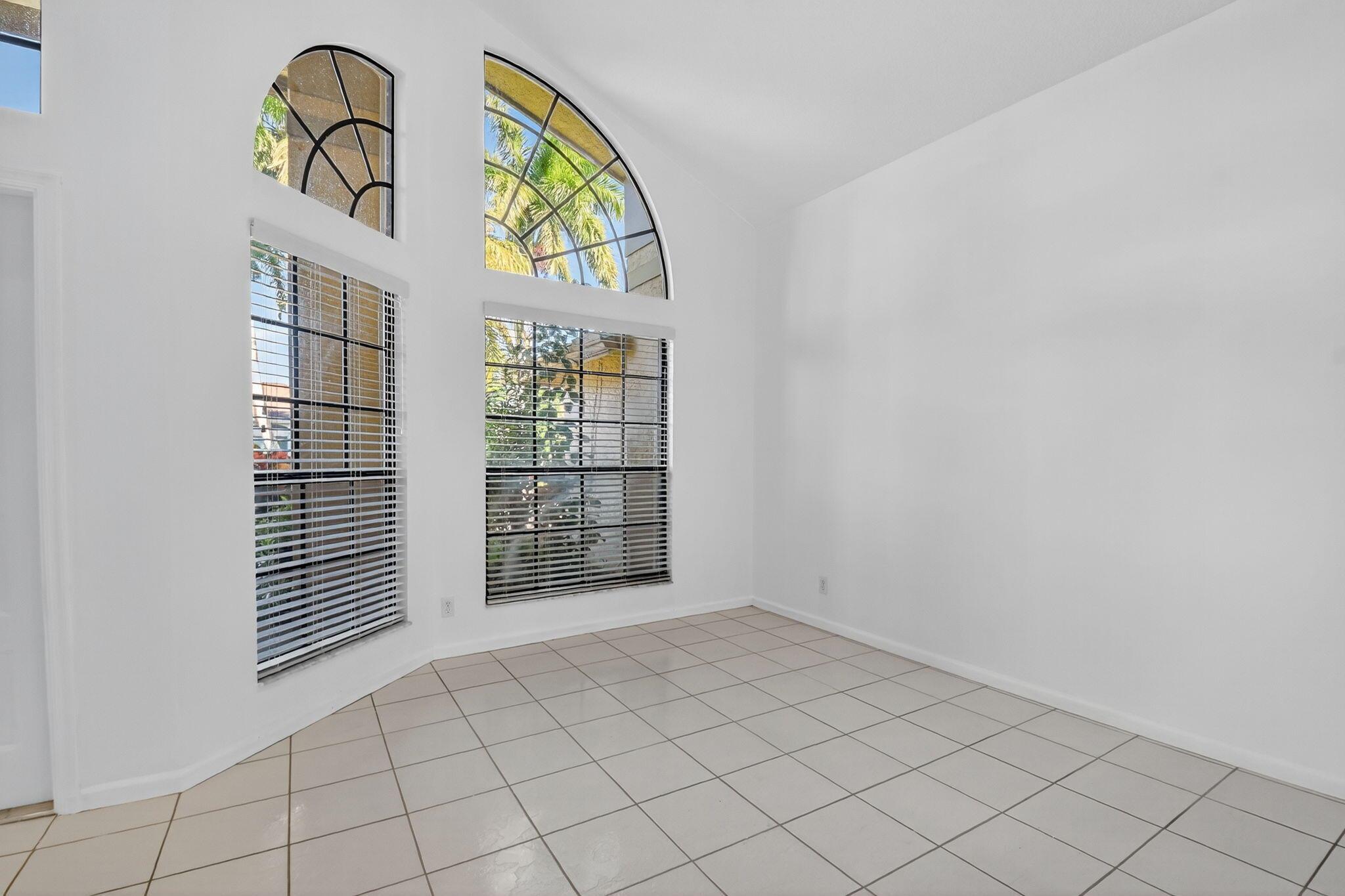 SARATOGA AT ROYAL PALM 4 - Residential