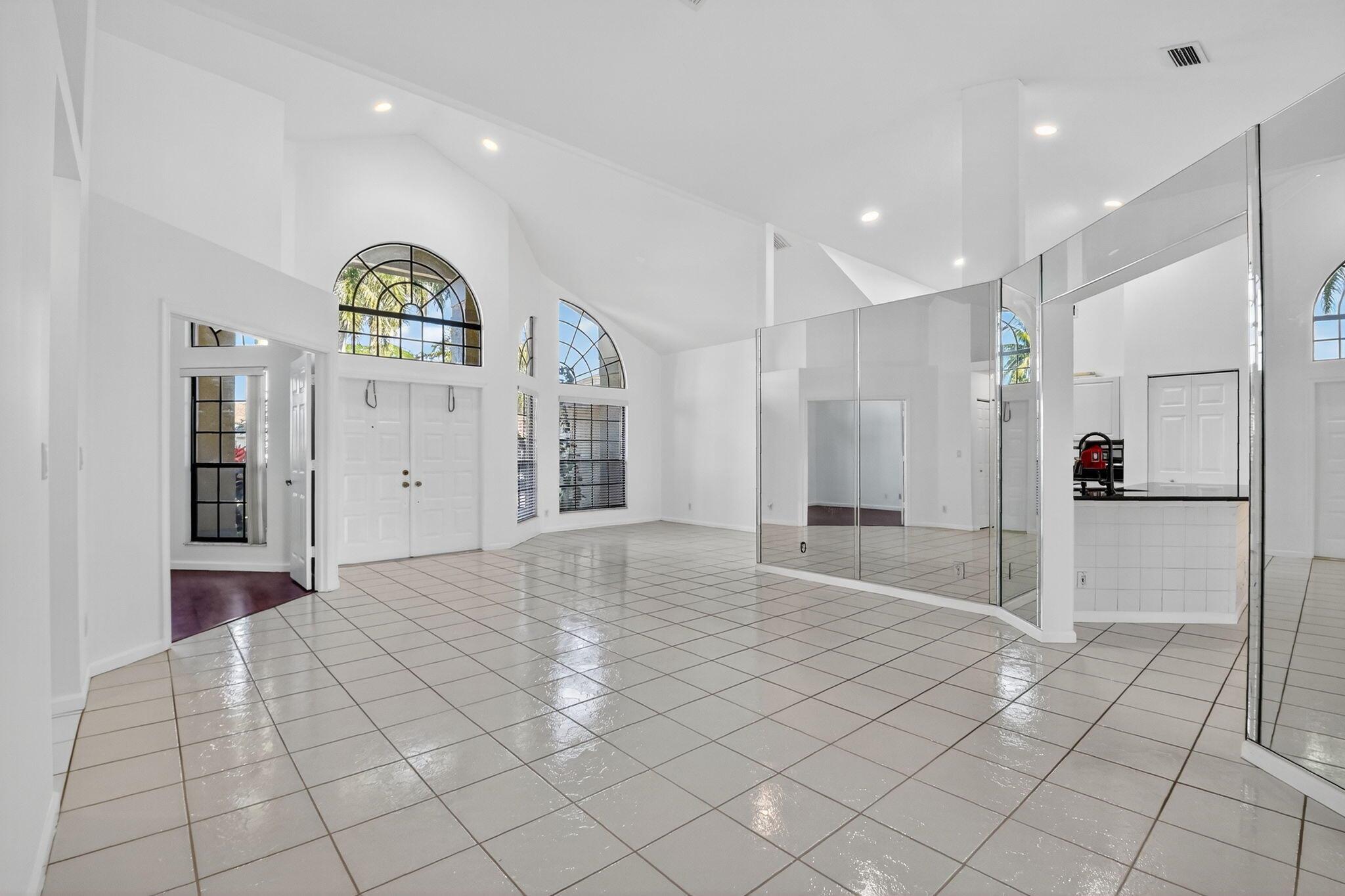 SARATOGA AT ROYAL PALM 4 - Residential