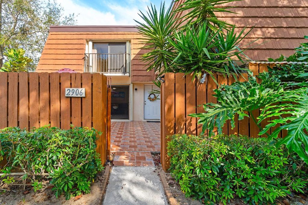 Photo of 2906 29th Court, Jupiter, FL 33477 (MLS # R11076644)