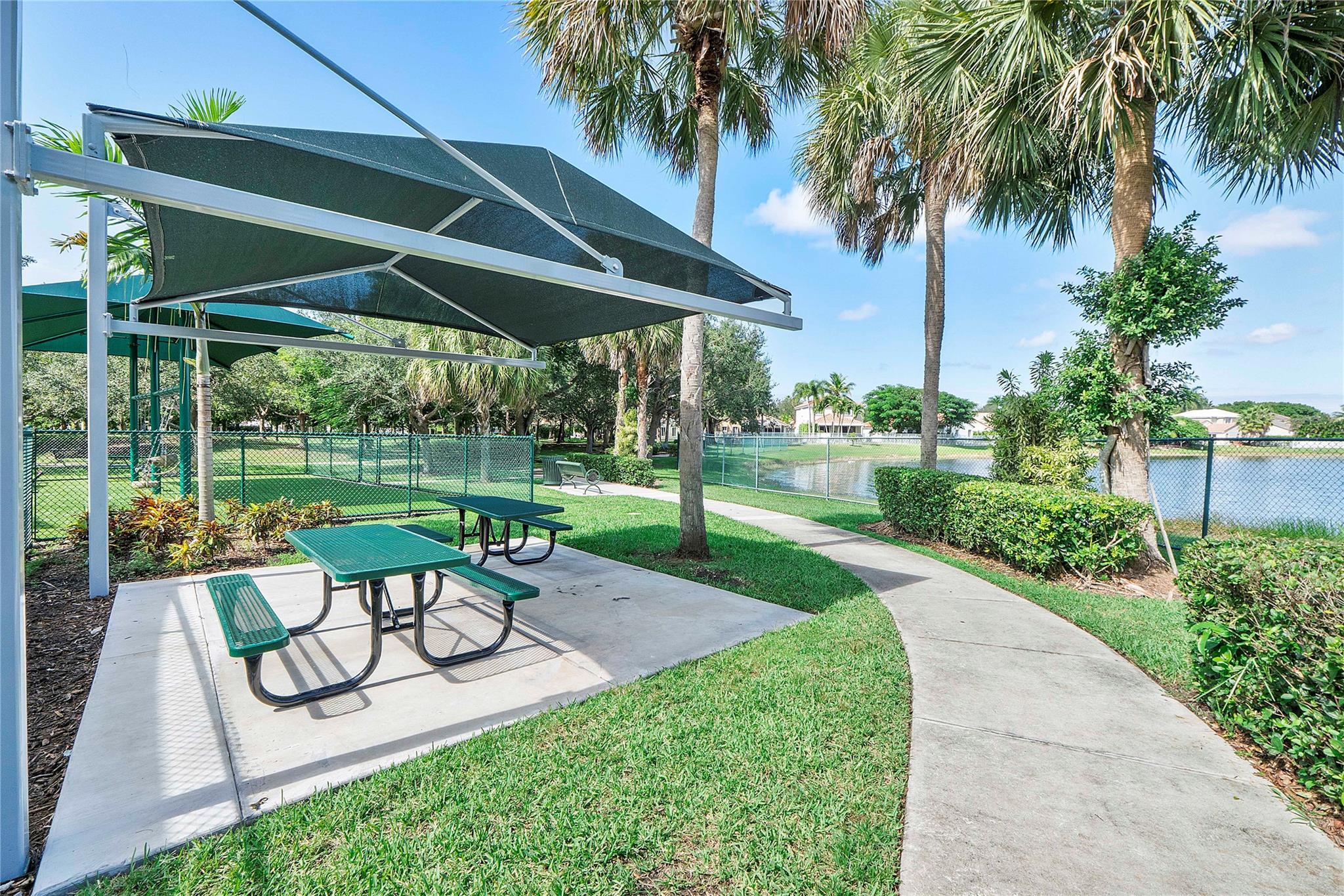 SECTOR 4 NORTH - Residential Lease