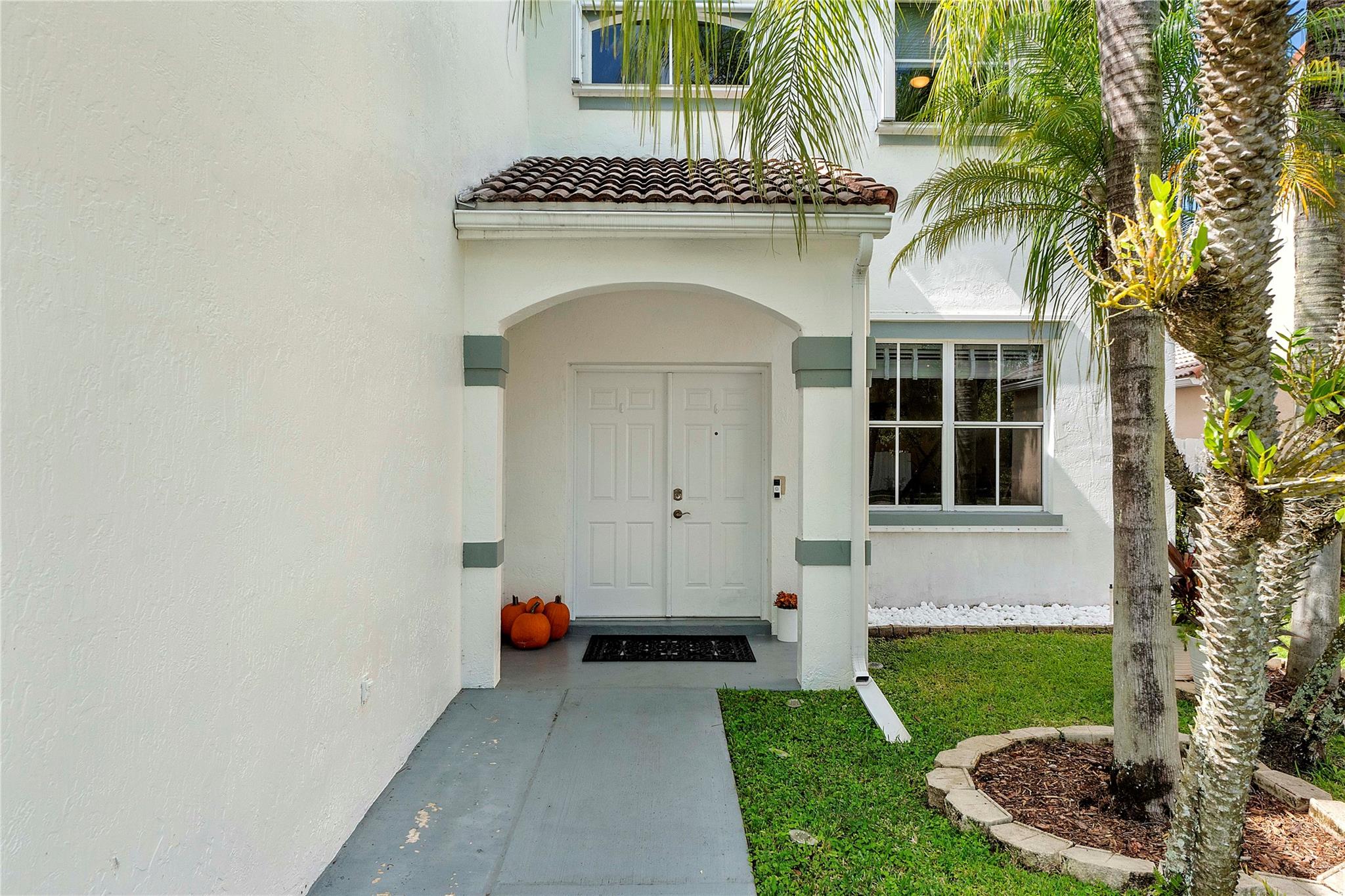 SECTOR 4 NORTH - Residential Lease