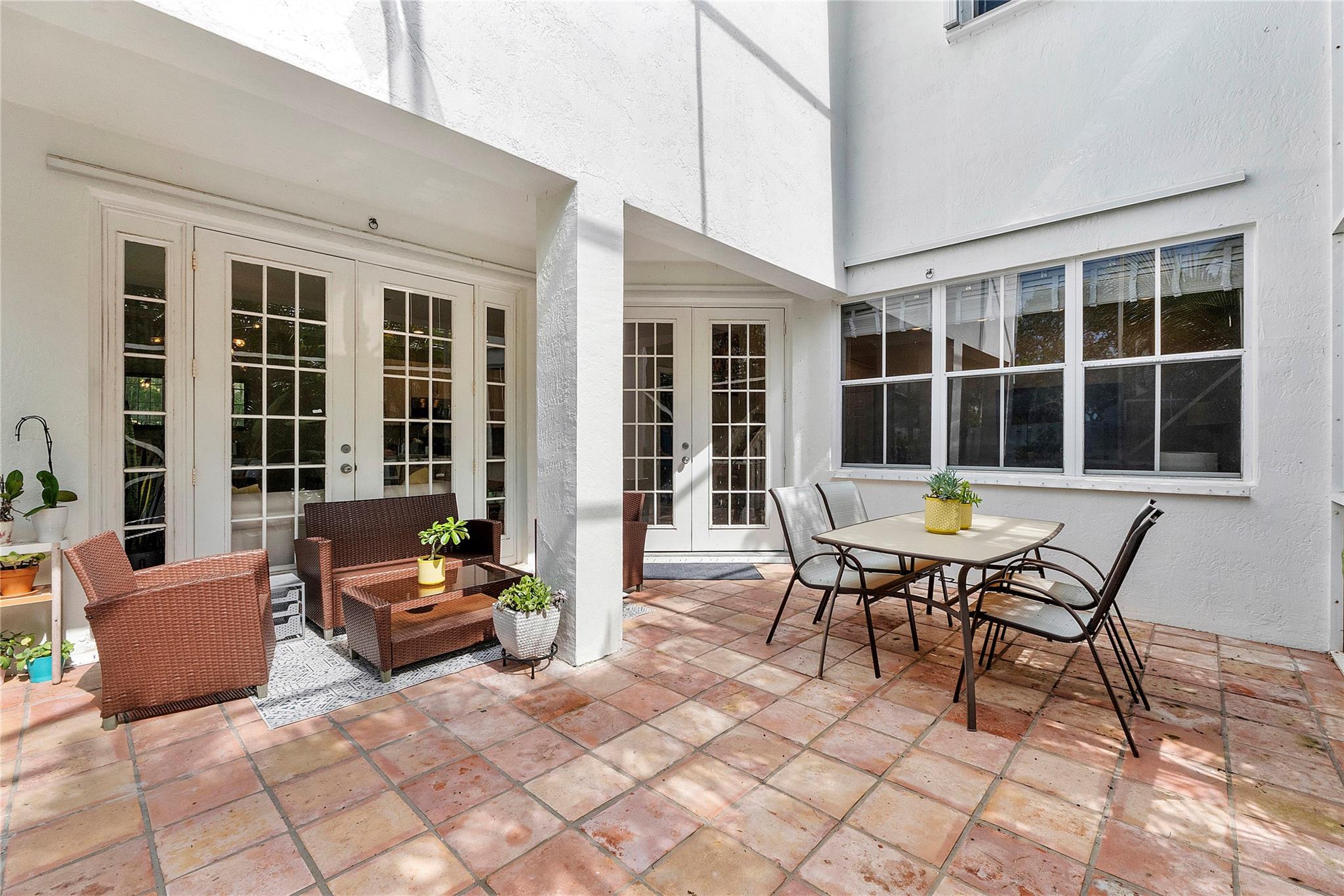 SECTOR 4 NORTH - Residential Lease